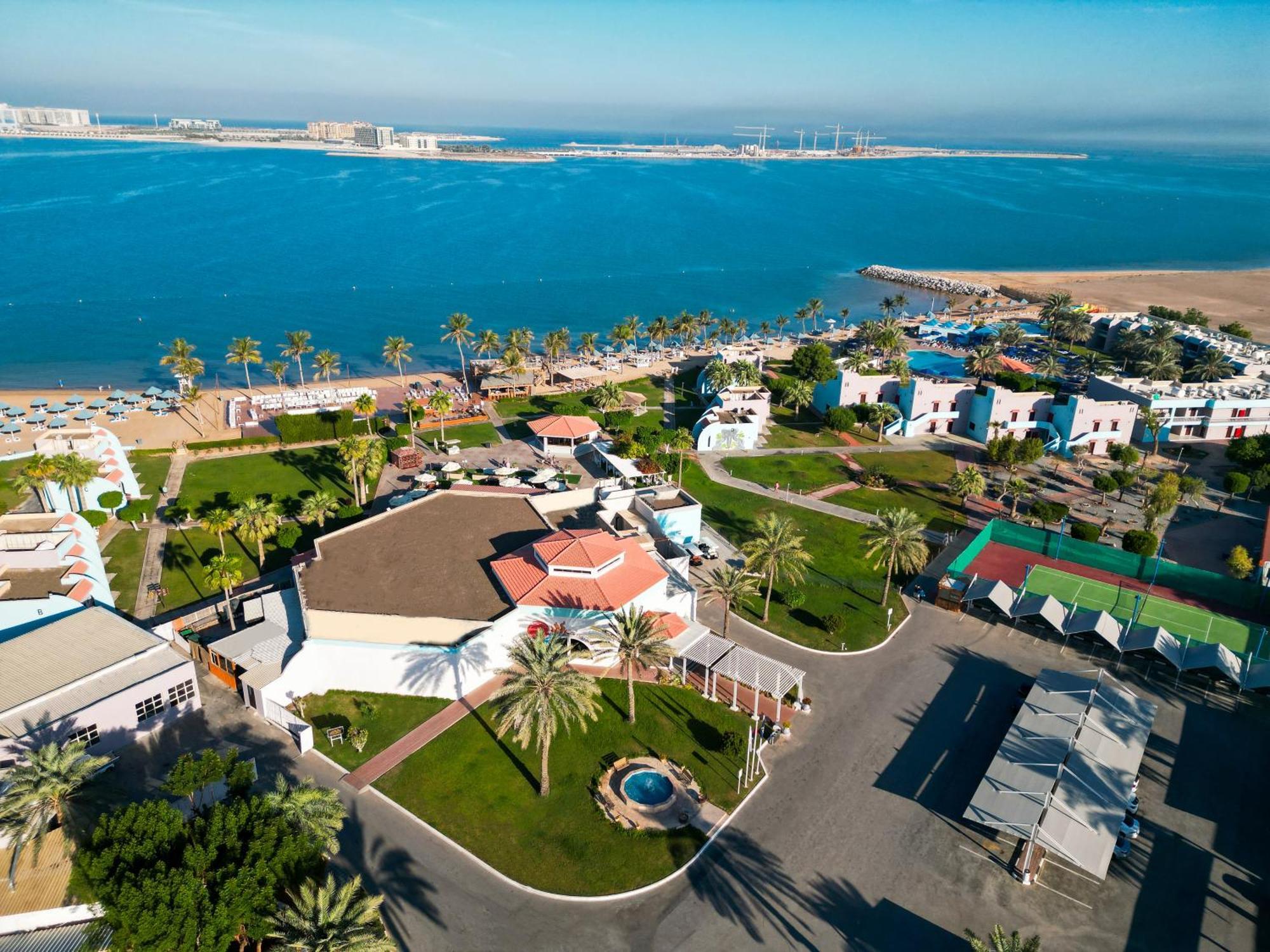 Bm Beach Resort Ras al-Khaimah Exterior foto